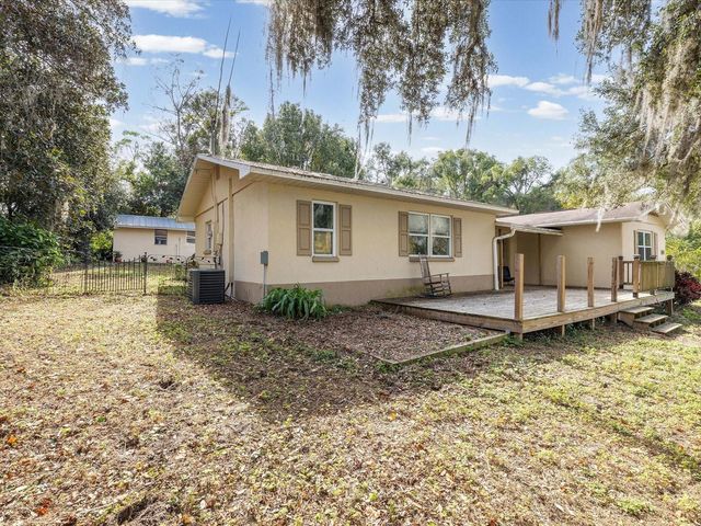 36228 CLINTON AVENUE, Dade City, FL 33525