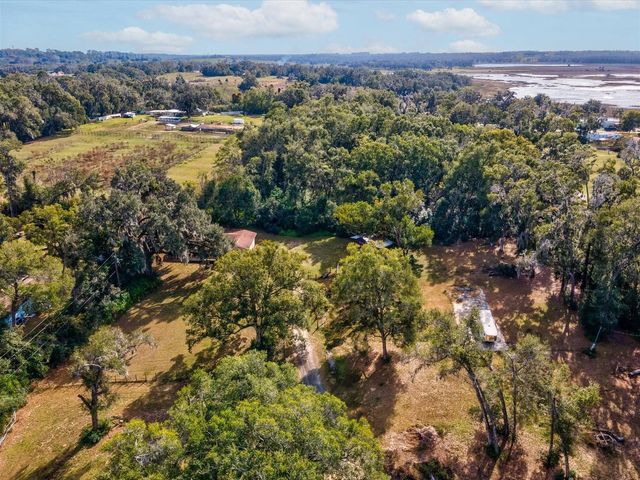 36228 CLINTON AVENUE, Dade City, FL 33525