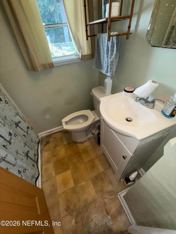 2917 PARR Court E, Jacksonville, FL 32216