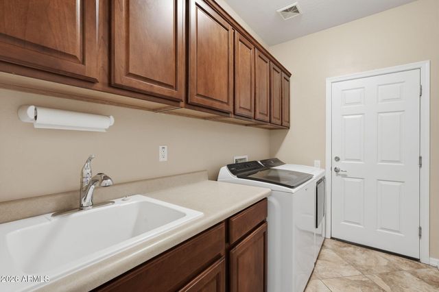 10853 E SEBRING Avenue, Mesa, AZ 85212