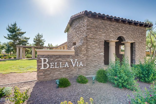 10853 E SEBRING Avenue, Mesa, AZ 85212