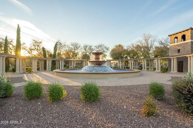 10853 E SEBRING Avenue, Mesa, AZ 85212