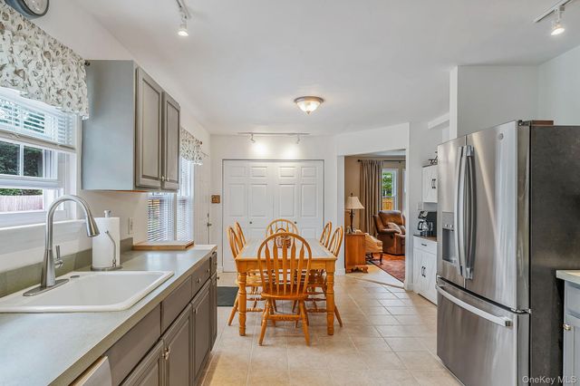 4 Green Terrace, Ridge, NY 11961