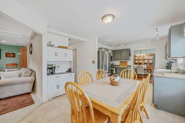 4 Green Terrace, Ridge, NY 11961