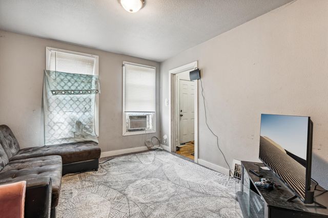 760 Minnehaha Avenue E, Saint Paul, MN 55106