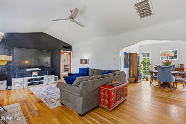 700 E BALTIMORE Drive, El Paso, TX 79902