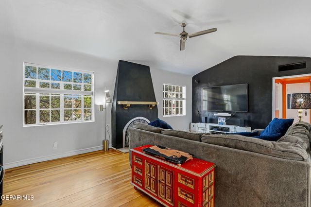 700 E BALTIMORE Drive, El Paso, TX 79902