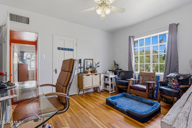 700 E BALTIMORE Drive, El Paso, TX 79902