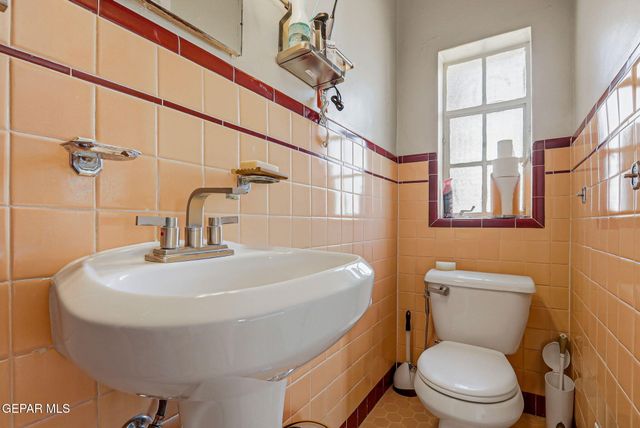 700 E BALTIMORE Drive, El Paso, TX 79902