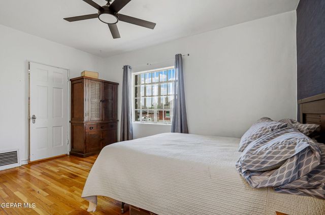 700 E BALTIMORE Drive, El Paso, TX 79902