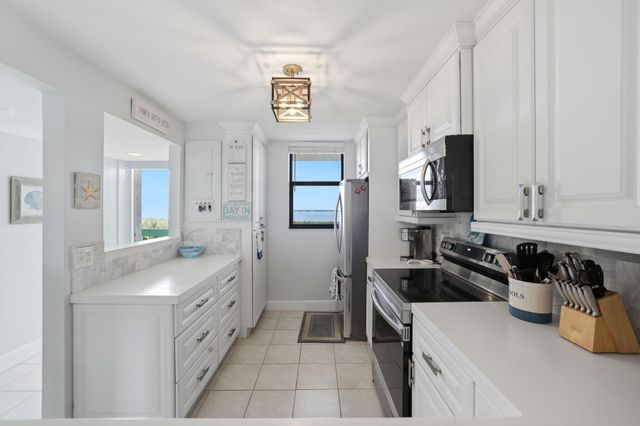 9940 S Ocean Drive 909, Jensen Beach, FL 34957