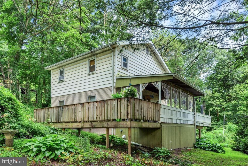 609 SCHOOLHOUSE RD, Duncannon, PA 17020