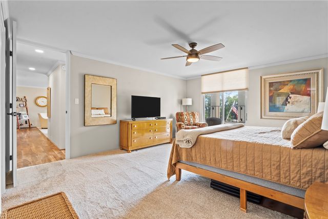 2222 1st Avenue NE 303, Cedar Rapids, IA 52402