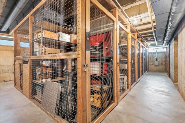 2222 1st Avenue NE 303, Cedar Rapids, IA 52402