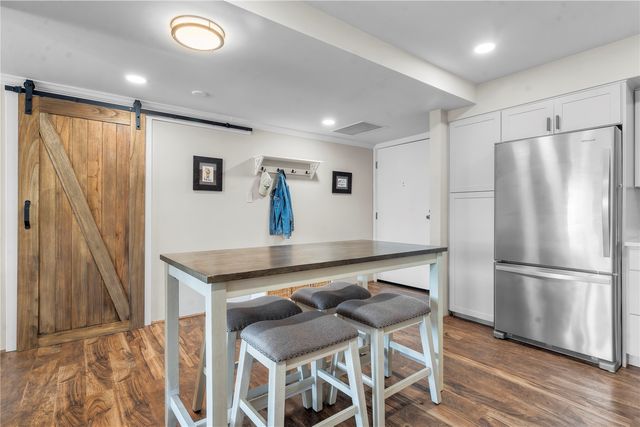 2222 1st Avenue NE 303, Cedar Rapids, IA 52402