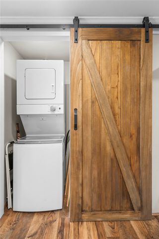 2222 1st Avenue NE 303, Cedar Rapids, IA 52402