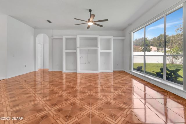 472 Quail Hill Drive, Debary, FL 32713