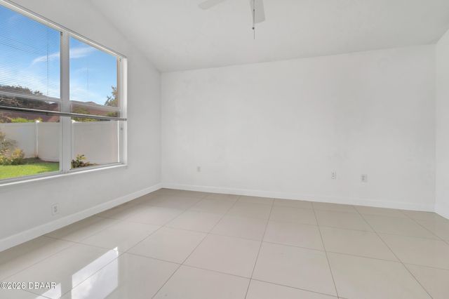 472 Quail Hill Drive, Debary, FL 32713