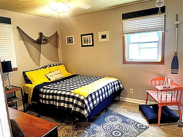 236 E Lakeshore Drive, Cherokee Village, AR 72525