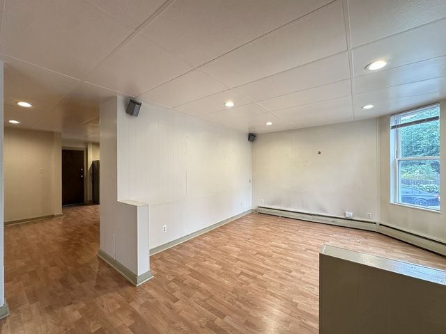 3734 W Wabansia Avenue 1F, Chicago, IL 60647