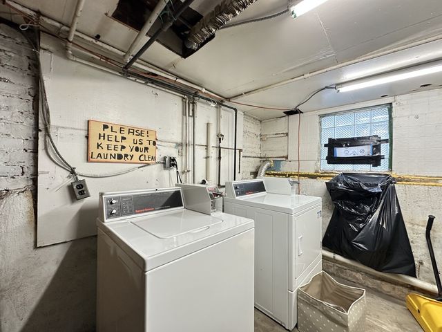 3734 W Wabansia Avenue 1F, Chicago, IL 60647