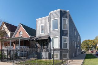 3734 W Wabansia Avenue 1F, Chicago, IL 60647