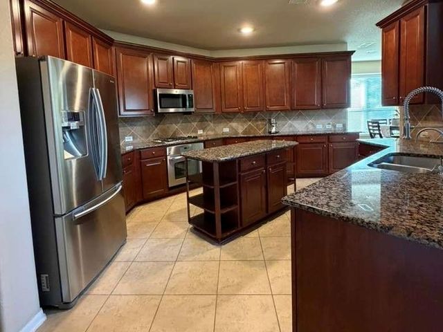6846 Fitzgerald Court, Sugar Land, TX 77479