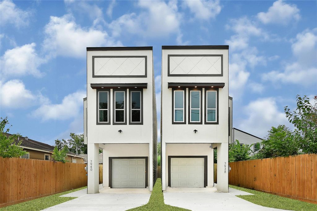 7938 Angus Street, Houston, TX 77028