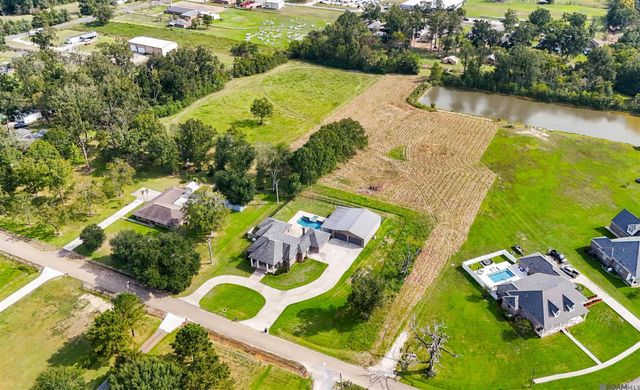 43391 Stevens Rd, Gonzales, LA 70737