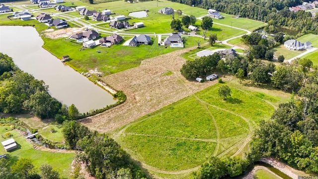 43391 Stevens Rd, Gonzales, LA 70737