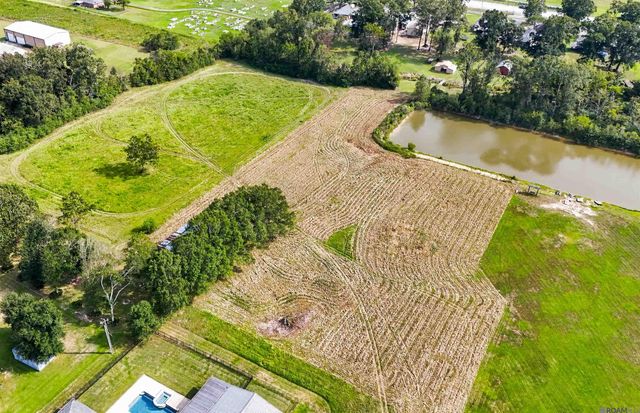 43391 Stevens Rd, Gonzales, LA 70737