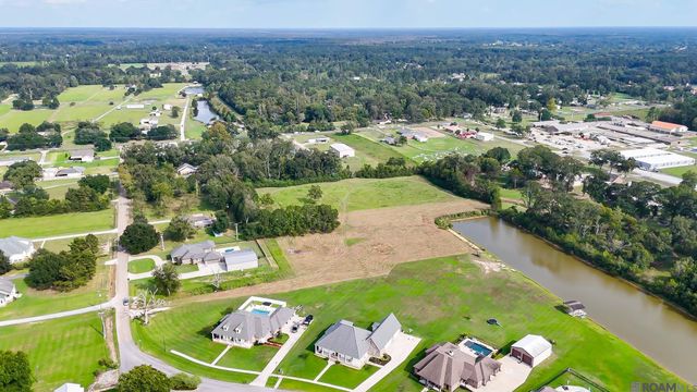 43391 Stevens Rd, Gonzales, LA 70737