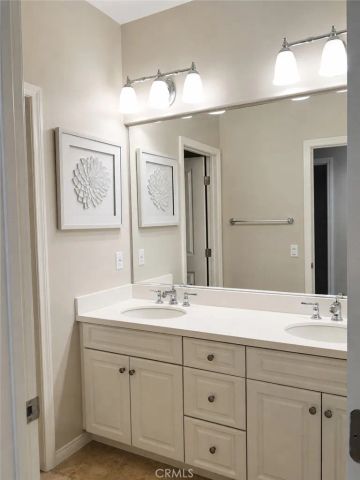 38 Cipresso, Irvine, CA 92618