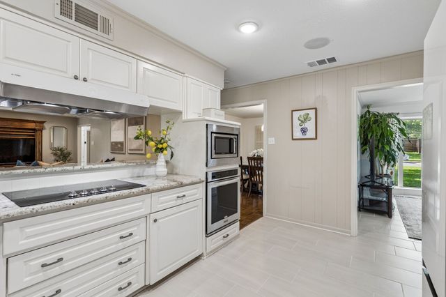 7519 Larchview Drive, Dallas, TX 75254