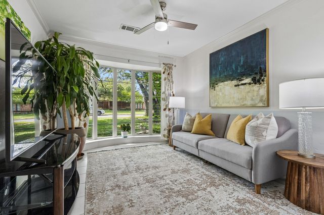 7519 Larchview Drive, Dallas, TX 75254