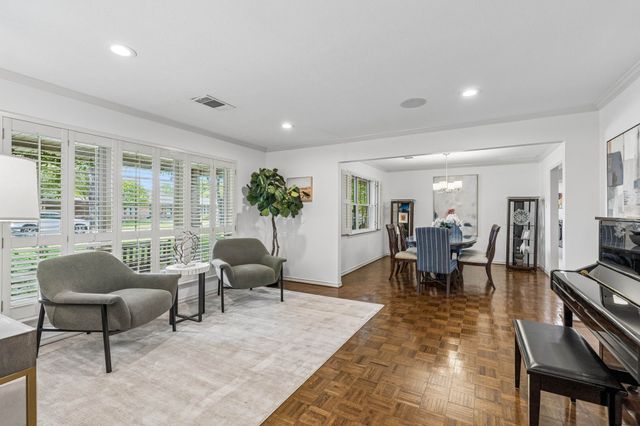 7519 Larchview Drive, Dallas, TX 75254