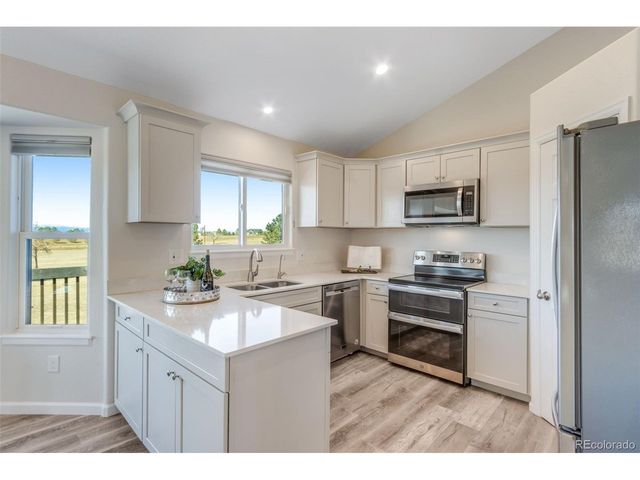 8025 N Saguaro Ridge Rd, Parker, CO 80138