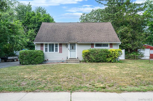 48 Marshall Drive, Selden, NY 11784