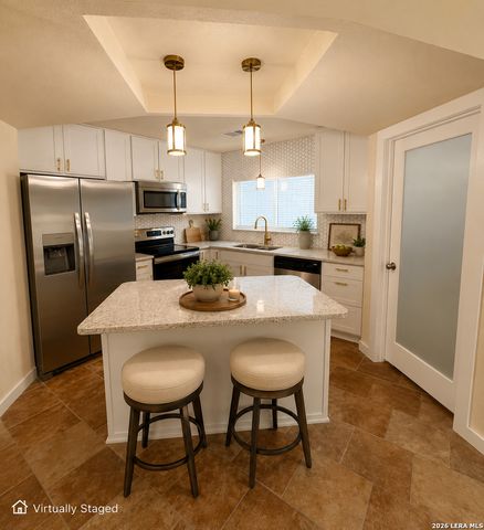 8416 FOREST RIDGE DR, San Antonio, TX 78239
