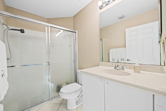 8027 N Savannah Circle, Davie, FL 33328