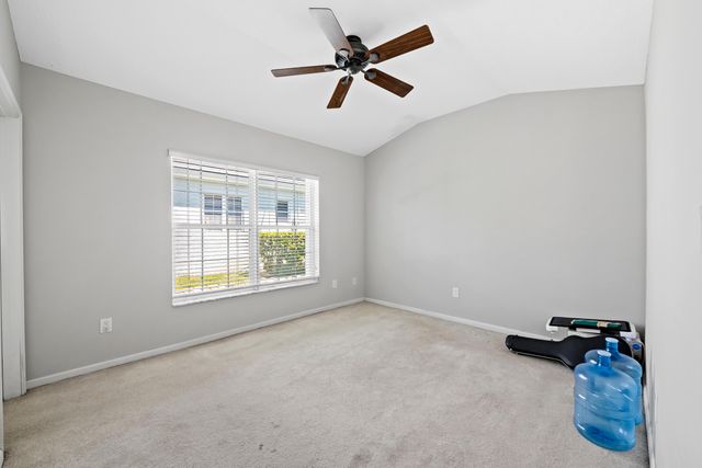 8027 N Savannah Circle, Davie, FL 33328