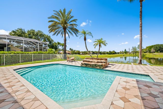 8027 N Savannah Circle, Davie, FL 33328