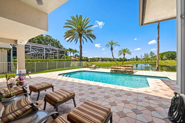 8027 N Savannah Circle, Davie, FL 33328