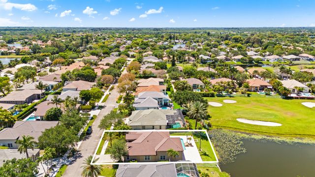 8027 N Savannah Circle, Davie, FL 33328