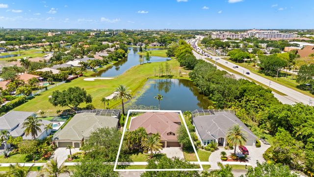 8027 N Savannah Circle, Davie, FL 33328