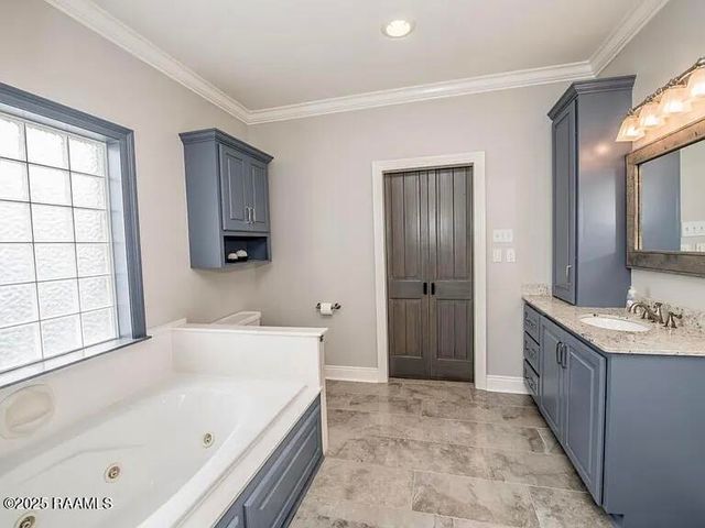 7421 W Congress Street, Duson, LA 70529