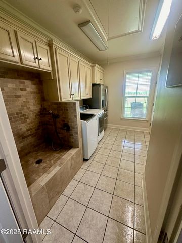 7421 W Congress Street, Duson, LA 70529