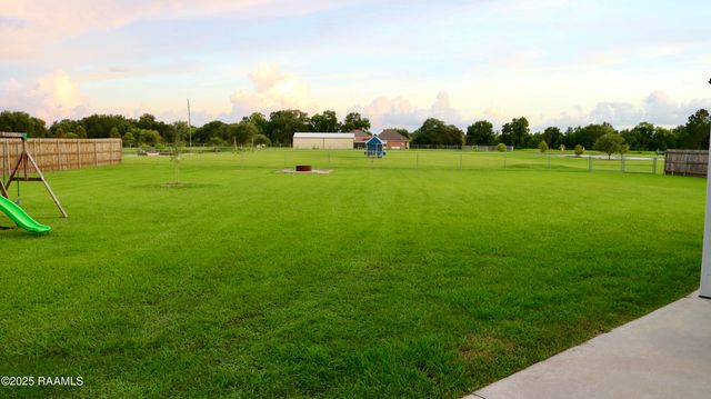 7421 W Congress Street, Duson, LA 70529