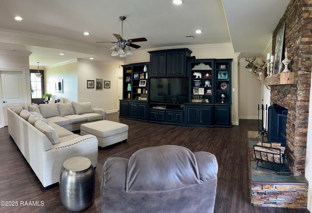 7421 W Congress Street, Duson, LA 70529