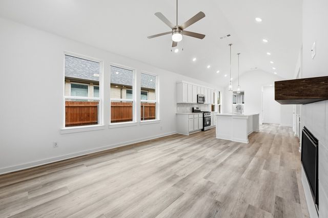 3010 Templegate Court, Crandall, TX 75114